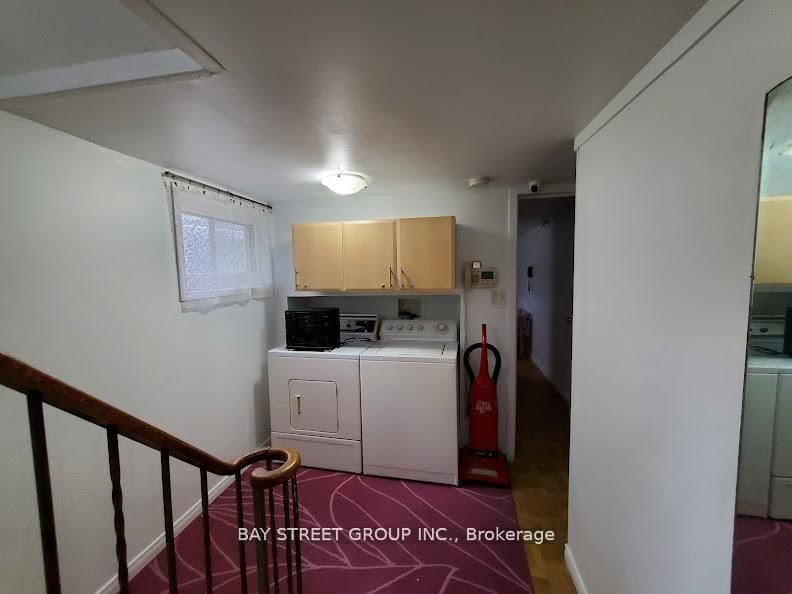 73 Regatta Crescent, Unit Lower - Photo 11