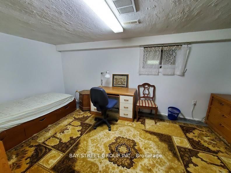 73 Regatta Crescent, Unit Lower - Photo 5