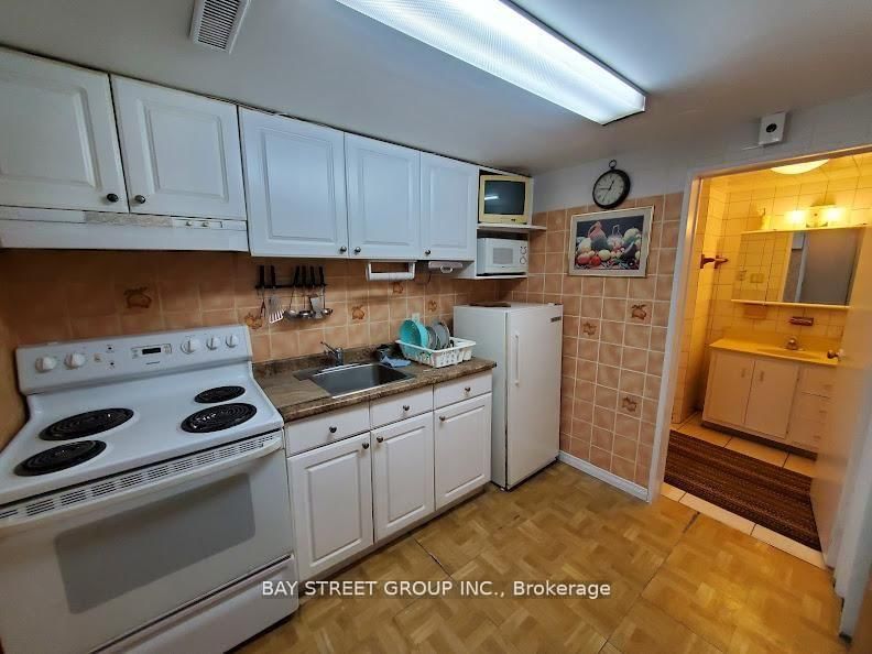 73 Regatta Crescent, Unit Lower - Photo 7