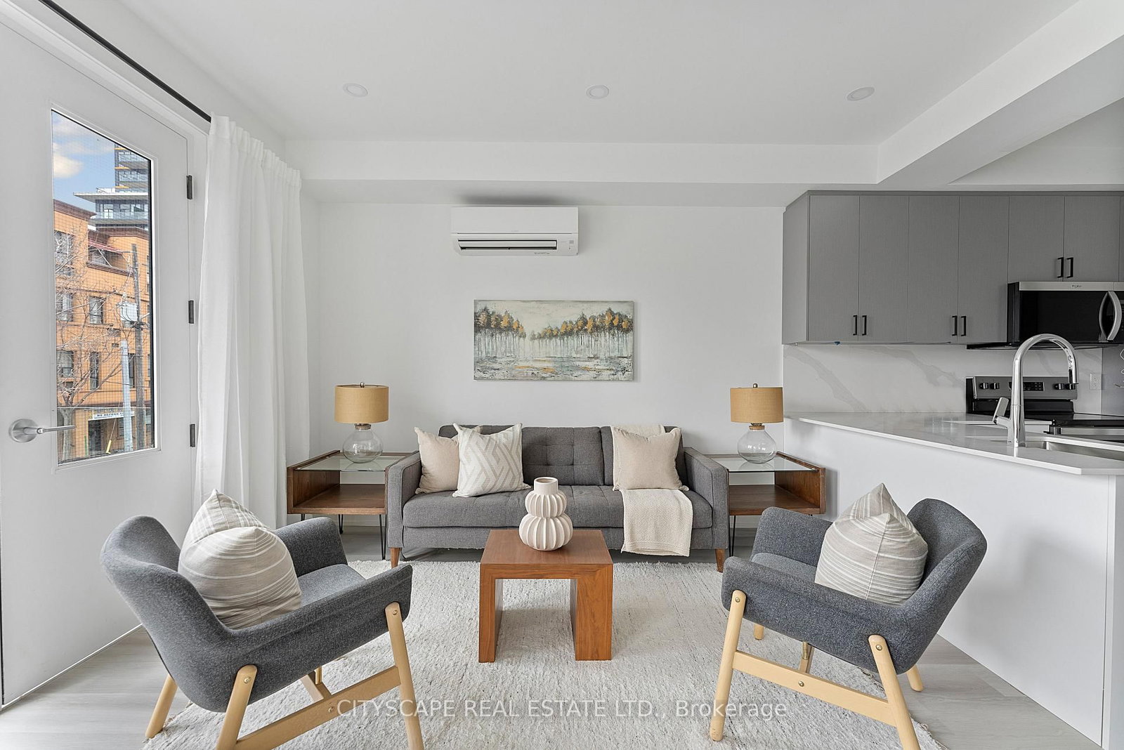 589 Oakwood Avenue, Unit Bsmt - Photo 10