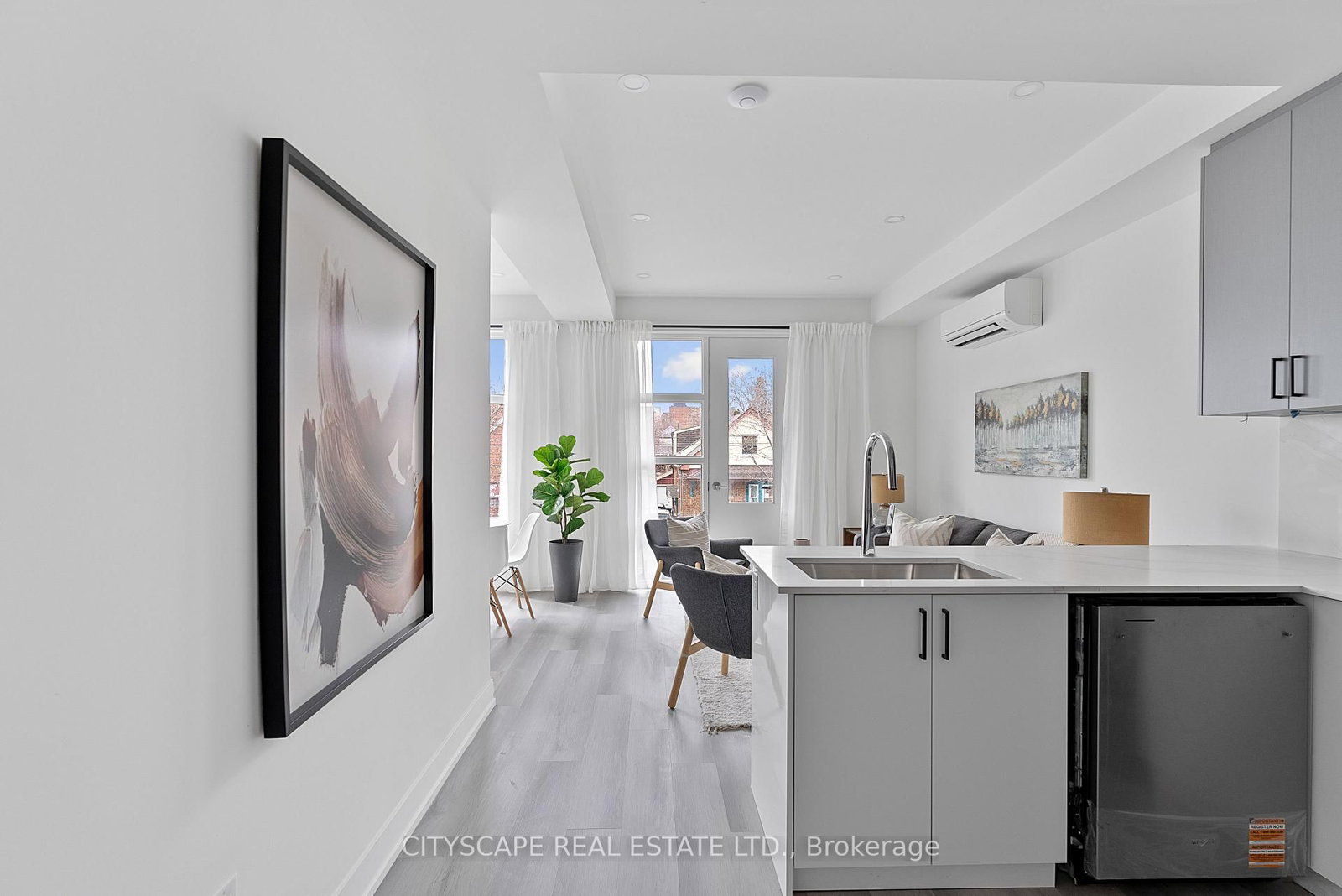 589 Oakwood Avenue, Unit Bsmt - Photo 5
