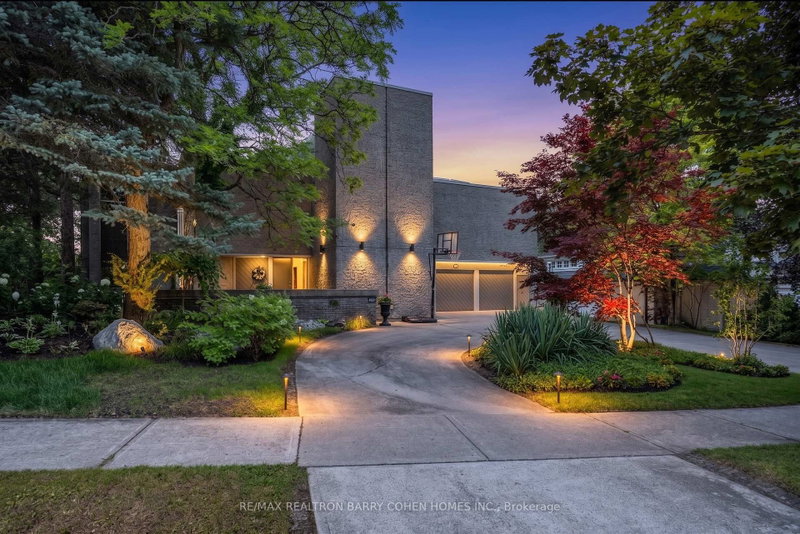 10 Penwood Crescent