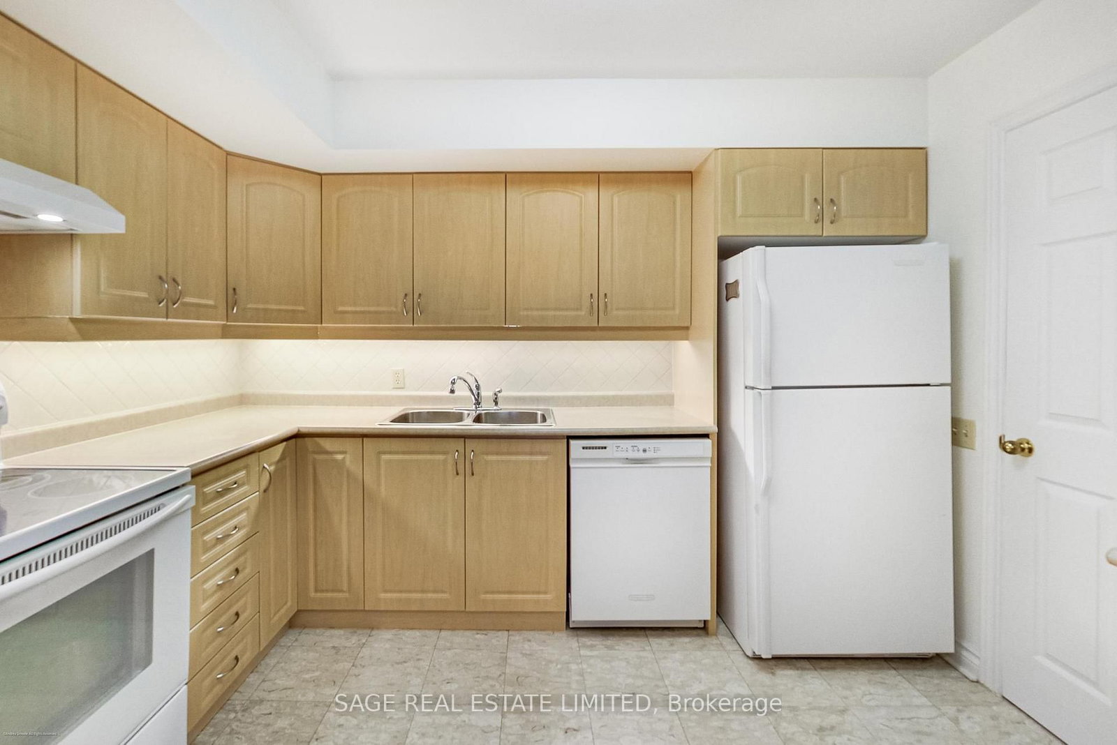 1177 Yonge Street, Unit 207 - Photo 11