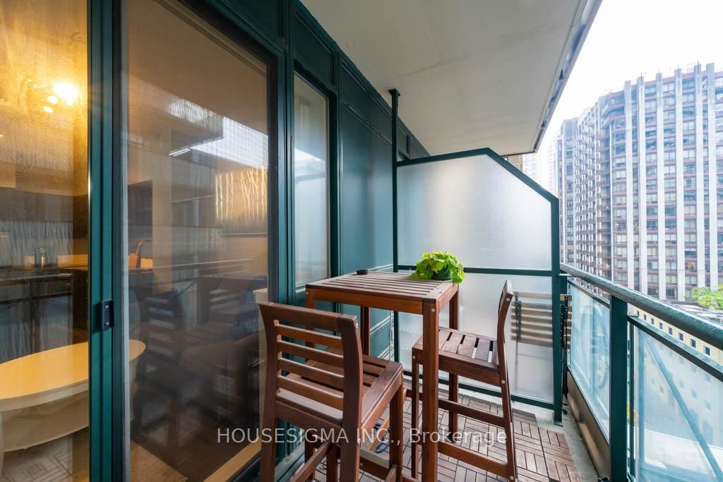35 Hayden Street, Unit 1015 - Photo 14