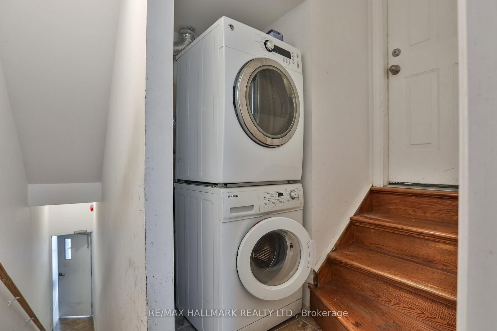559 Parliament Street, Unit 1 - Photo 12