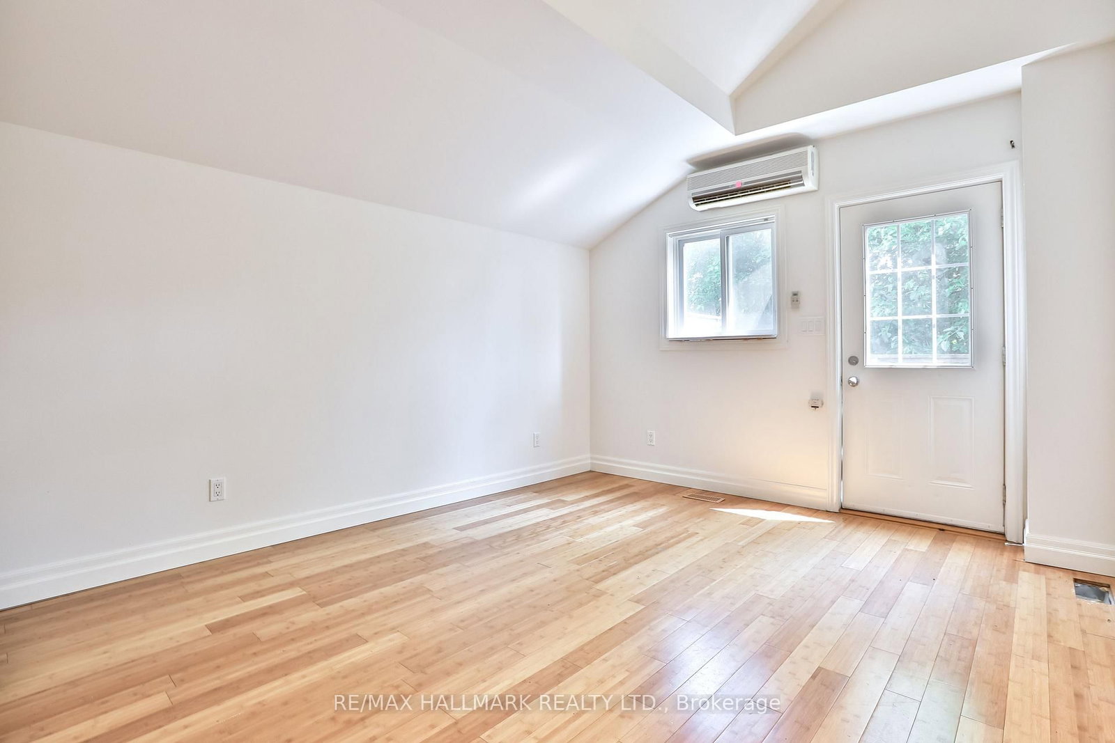559 Parliament Street, Unit 1 - Photo 4