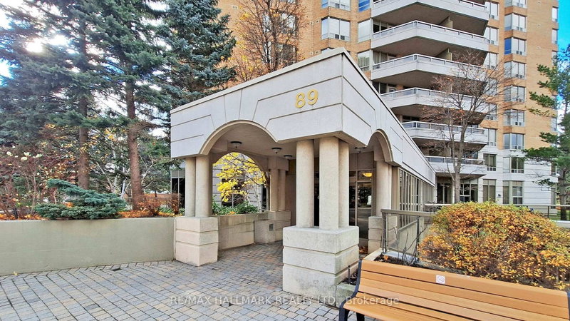 1610 - 89 Skymark Drive