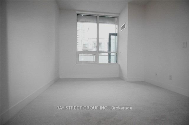 7 Kenaston Gardens, Unit 607 - Photo 4