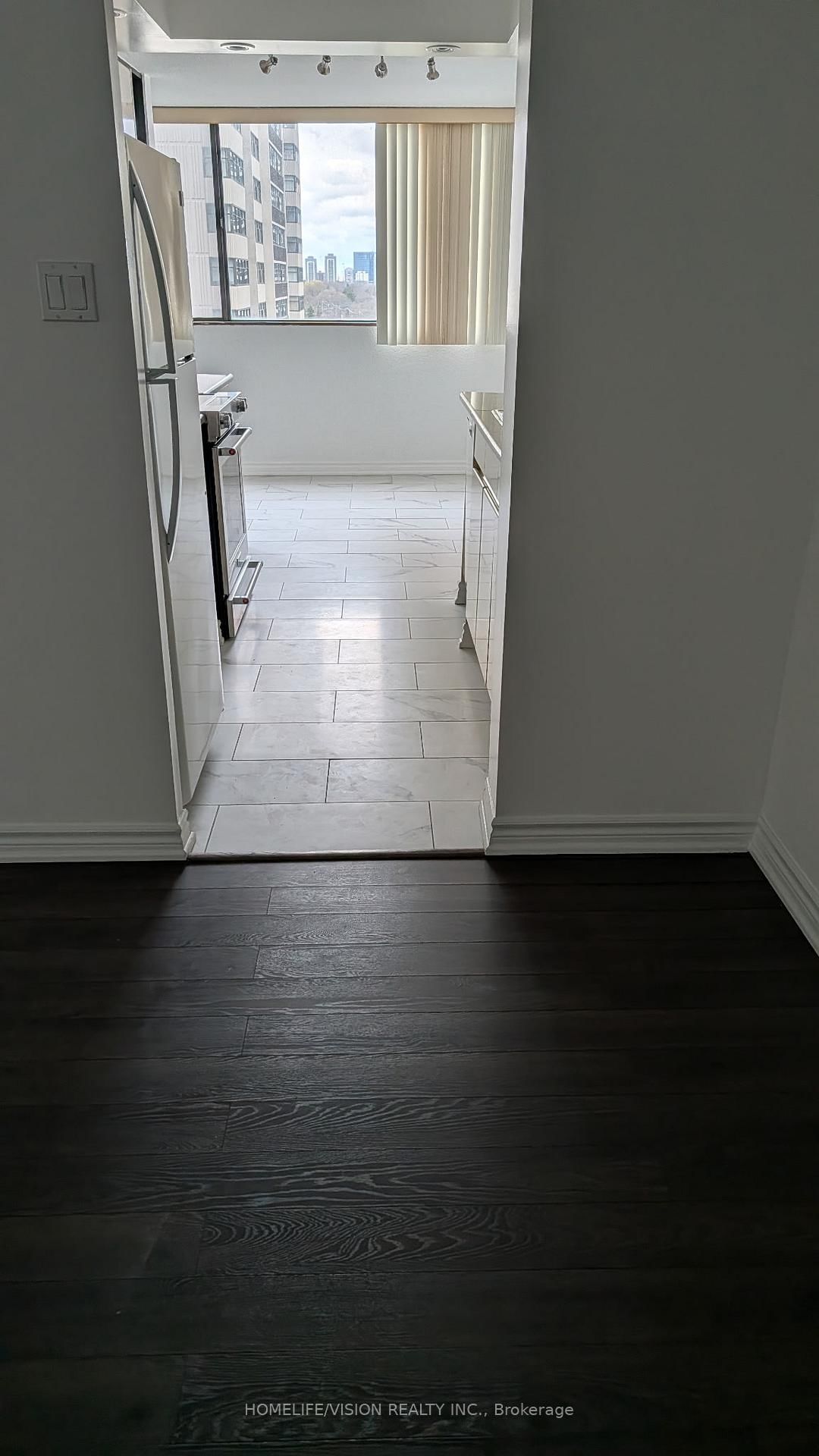 80 Antibes Drive, Unit 1005 - Photo 10