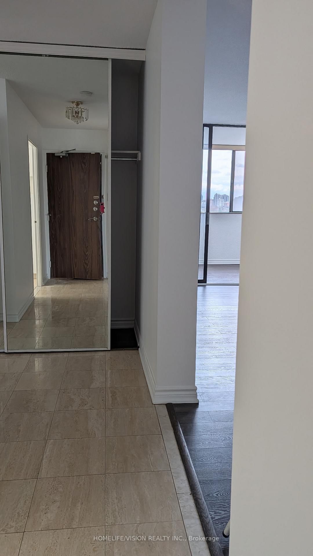 80 Antibes Drive, Unit 1005 - Photo 2