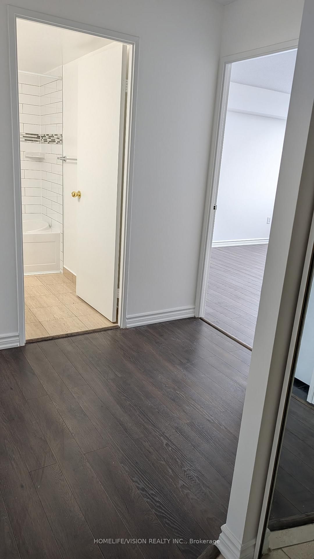 80 Antibes Drive, Unit 1005 - Photo 4