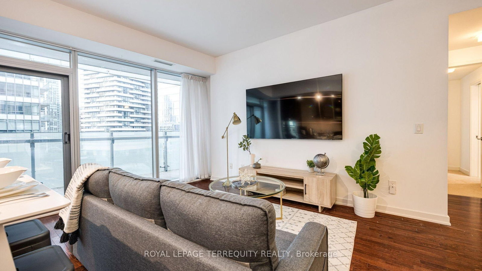14 York Street, Unit 1101 - Photo 3
