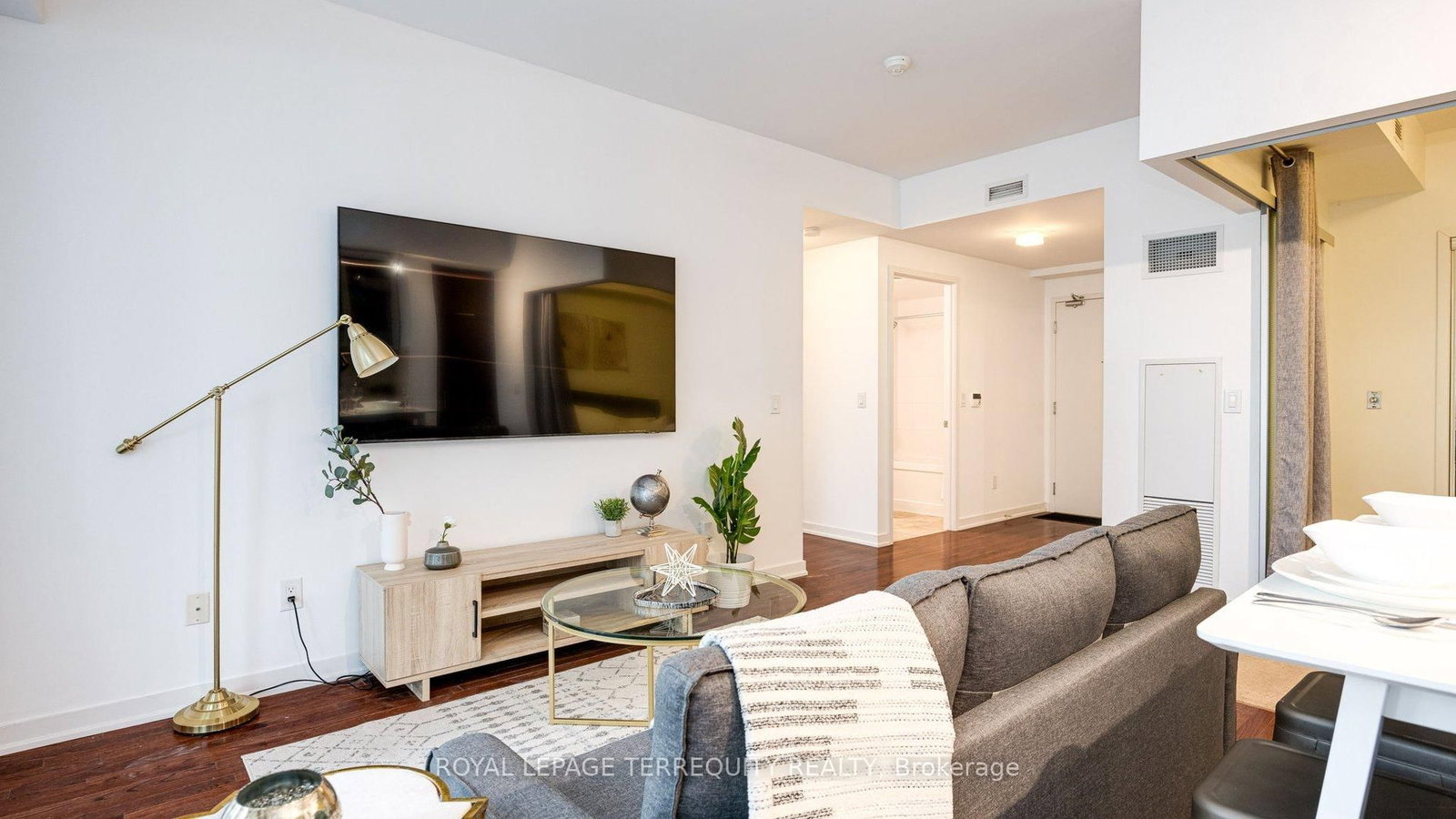 14 York Street, Unit 1101 - Photo 6