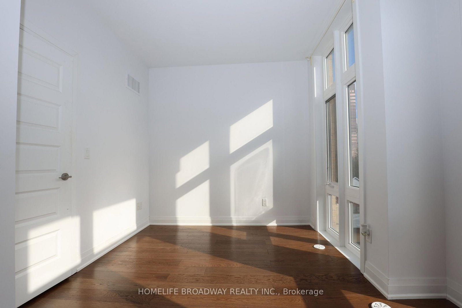 23 Eldora Avenue, Unit 111 - Photo 6