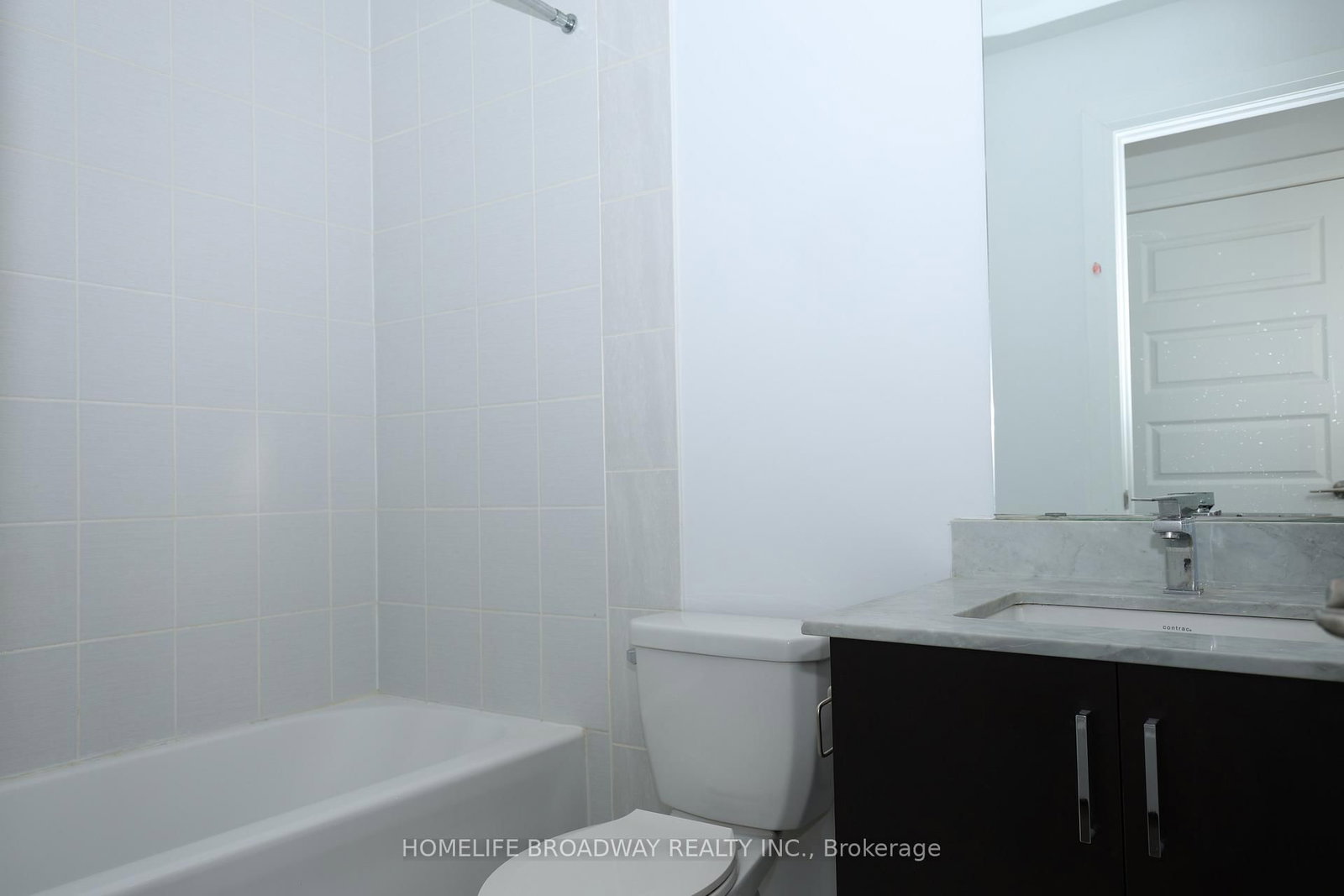 23 Eldora Avenue, Unit 111 - Photo 9