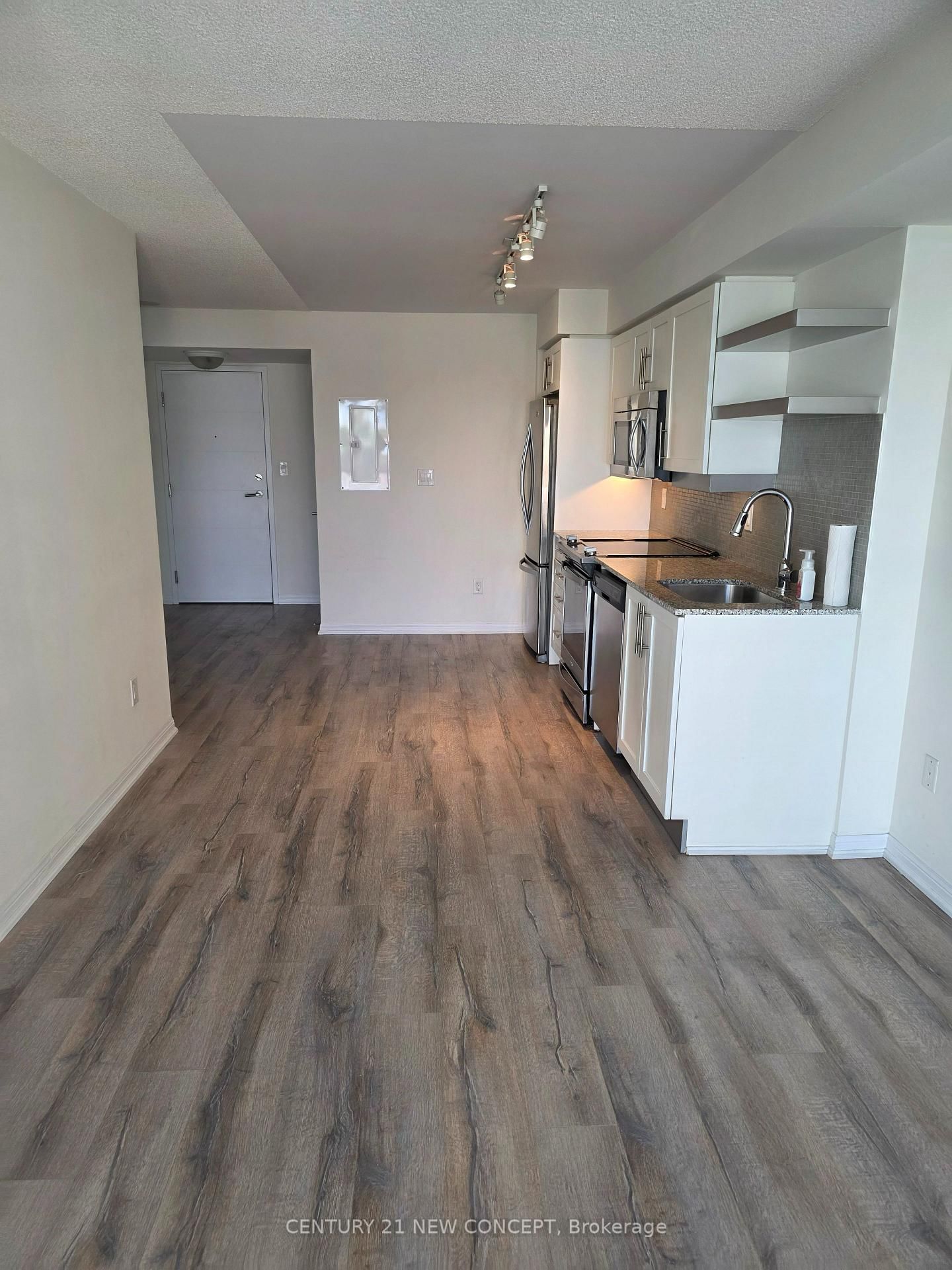 400 Adelaide Street E, Unit 314 - Photo 4
