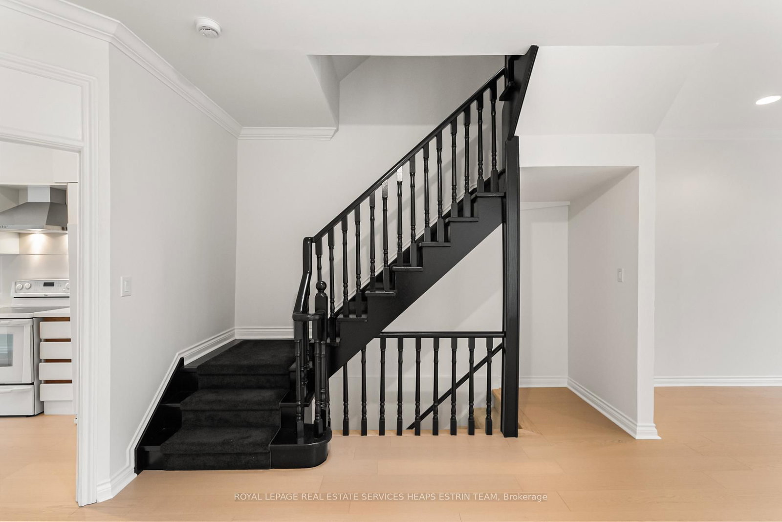 10 Gibson Avenue - Photo 7