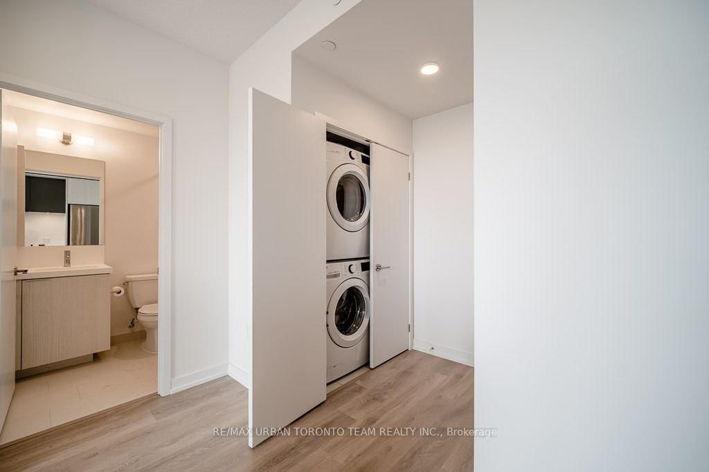 225 Sumach Street, Unit 2610 - Photo 11