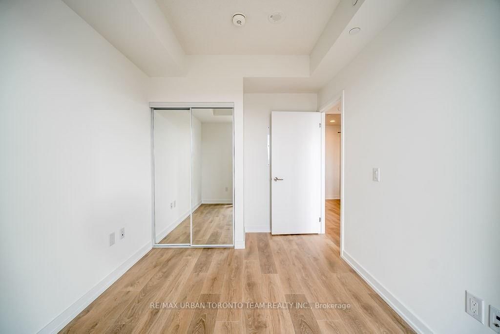 225 Sumach Street, Unit 2610 - Photo 16