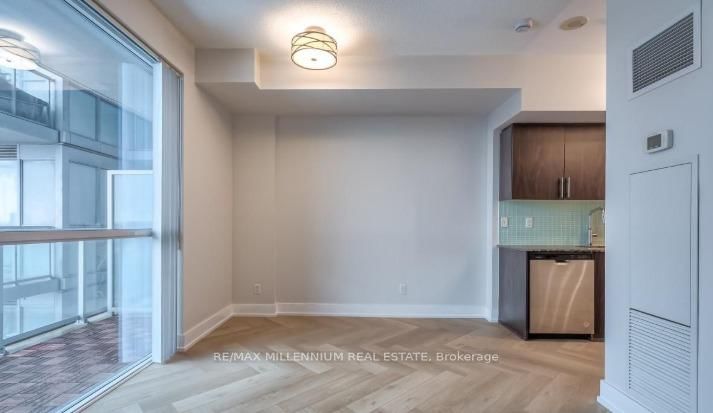 352 Front Street W, Unit 2009 - Photo 4