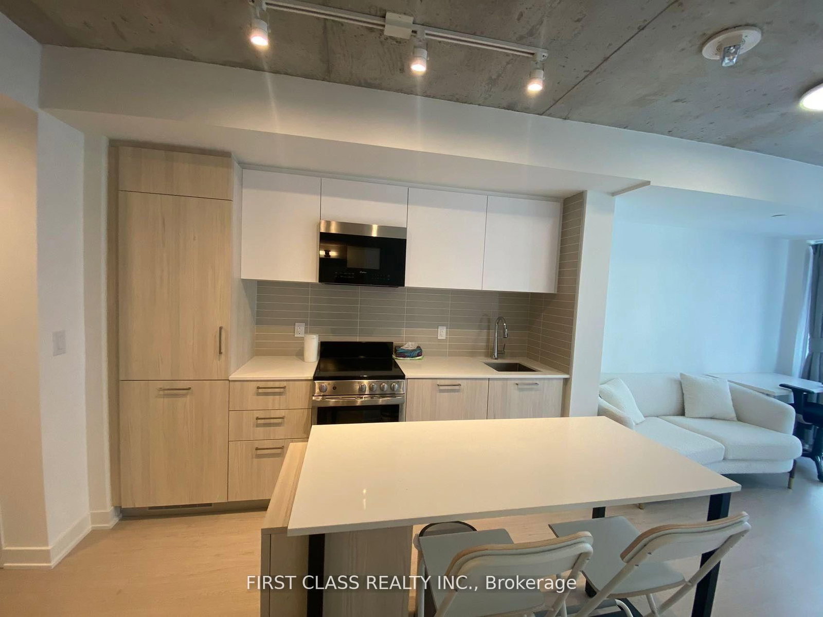 65 Mutual Street, Unit 2108 - Photo 3