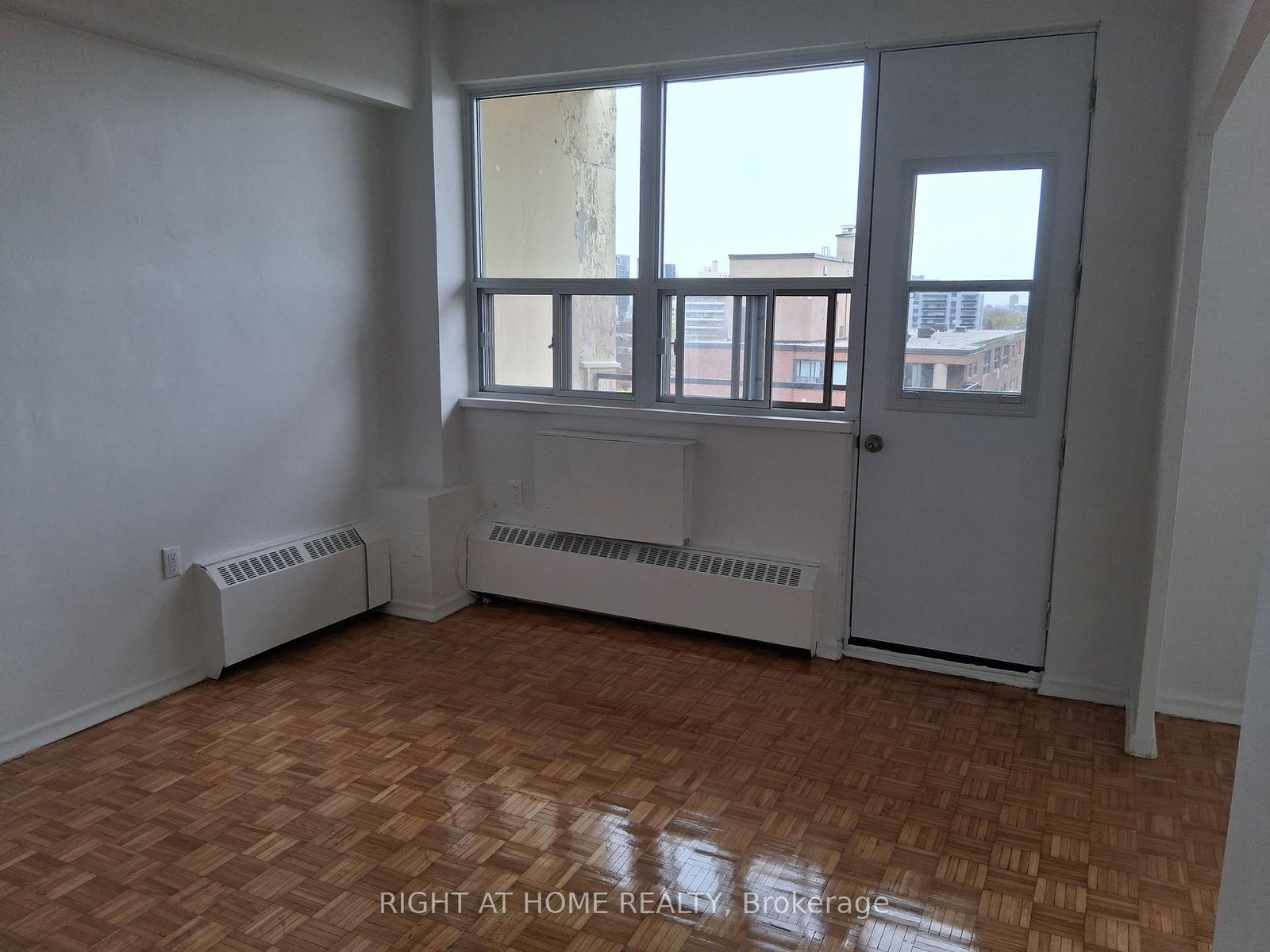 191 St George Street, Unit 1007 - Photo 5