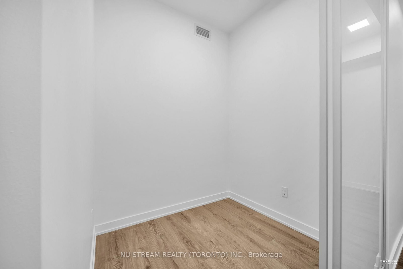29 Green Trail Court, Unit 1203 - Photo 7