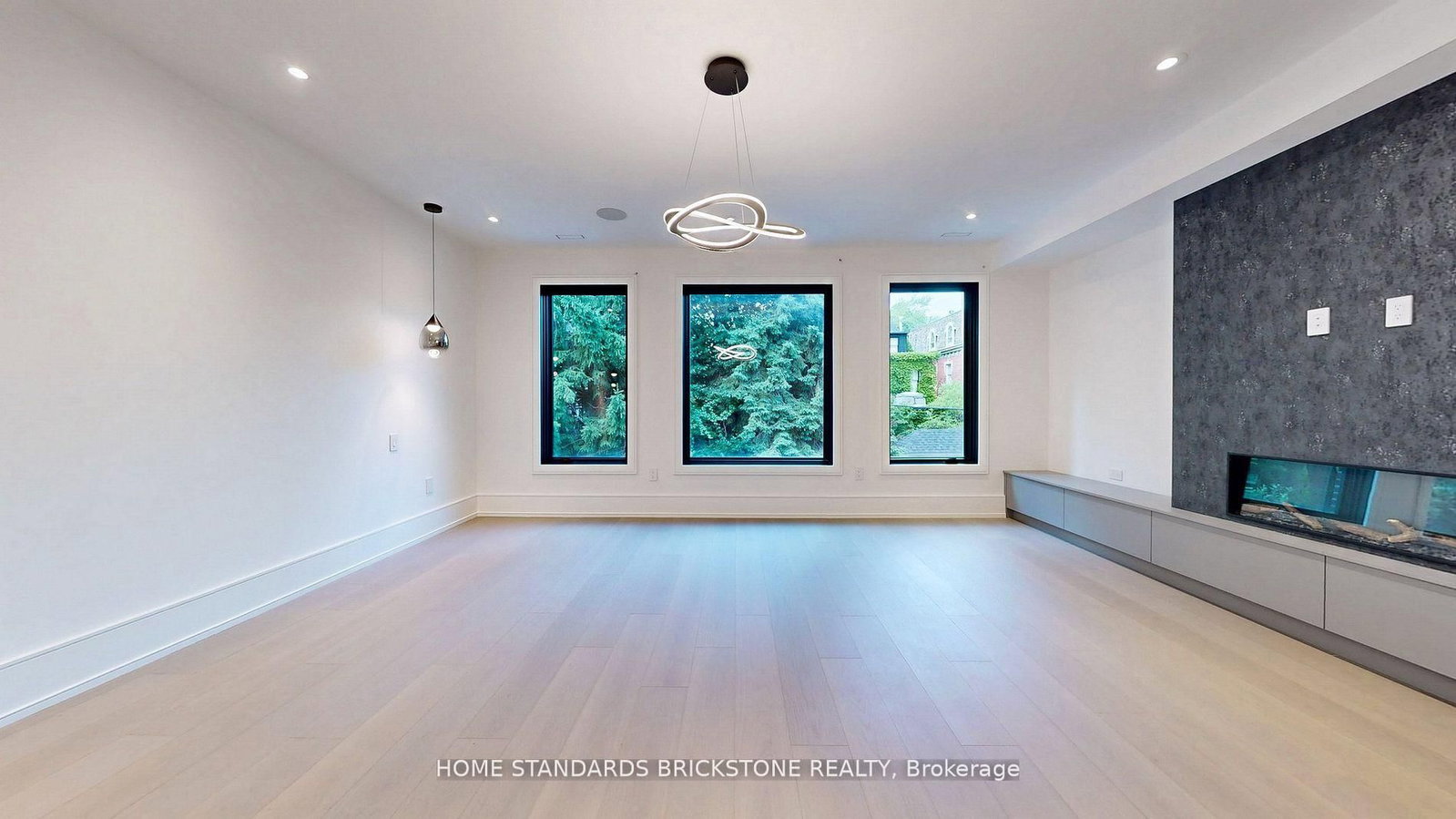 38 Elgin Avenue • Toronto, ON photo 23