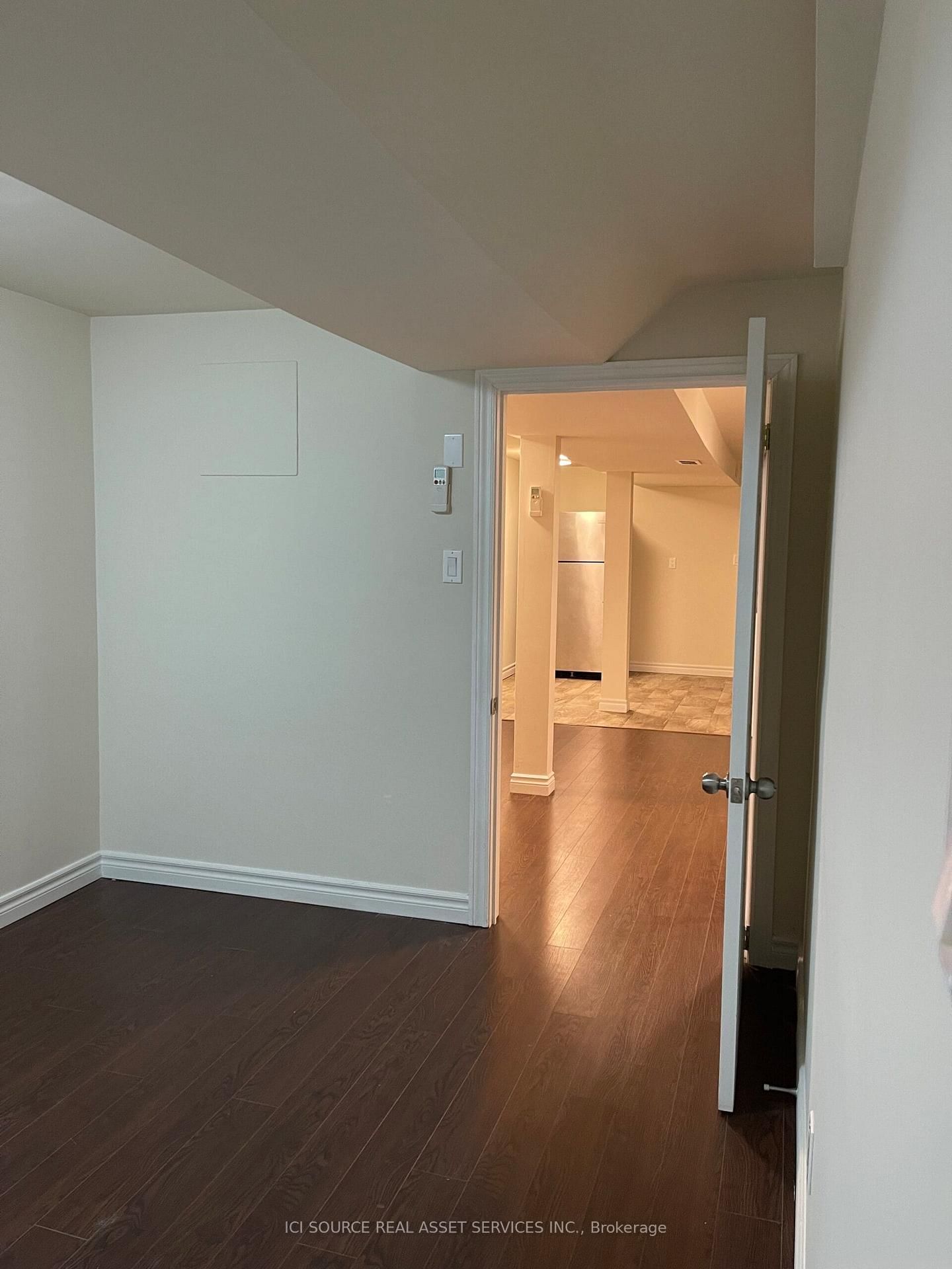 287 Palmerston Avenue, Unit Lower - Photo 10