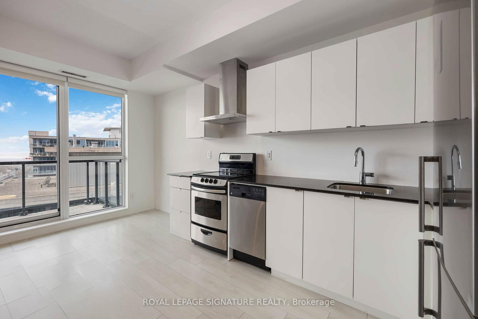 51 East Liberty Street, Unit 2215 - Photo 12