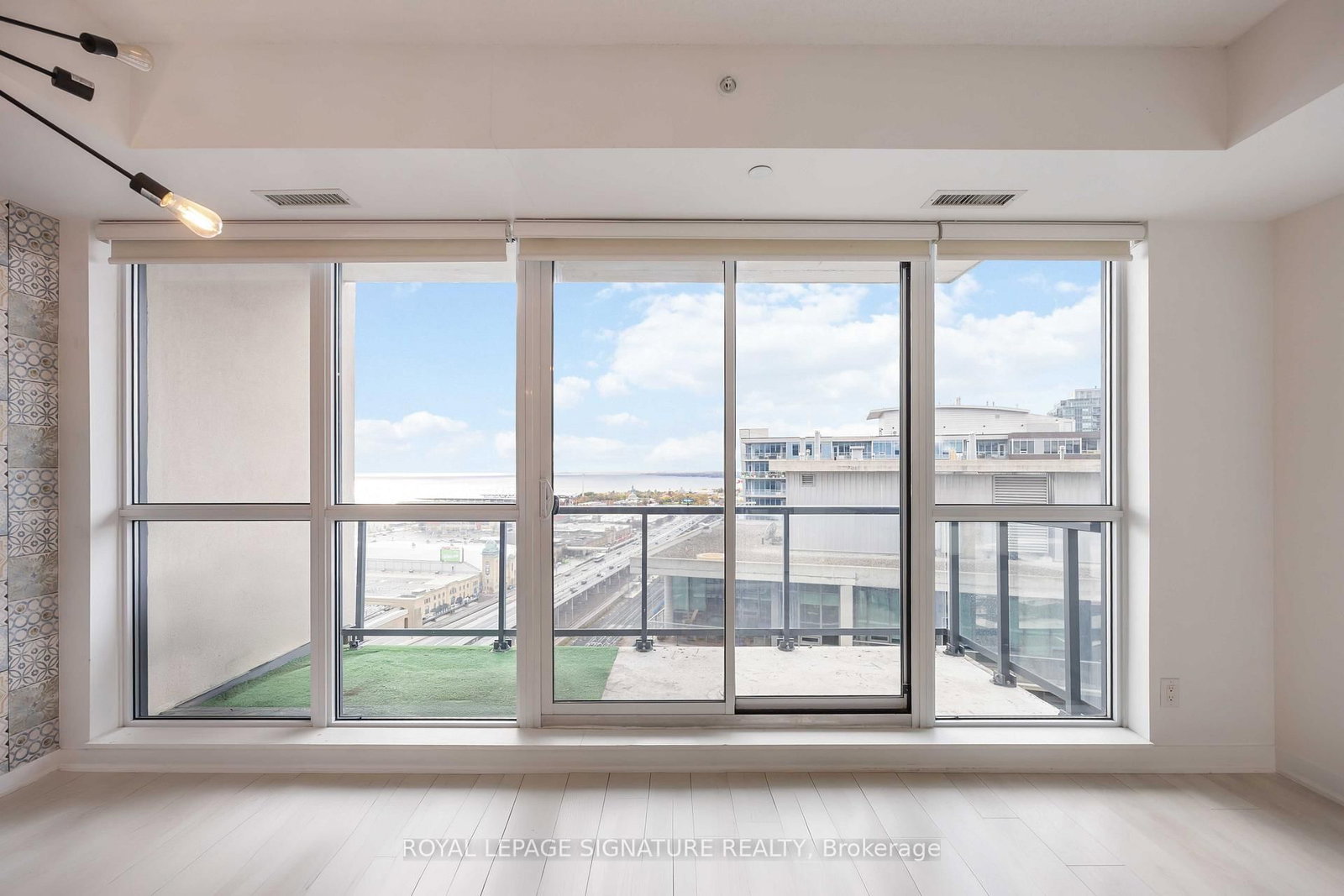 51 East Liberty Street, Unit 2215 - Photo 18