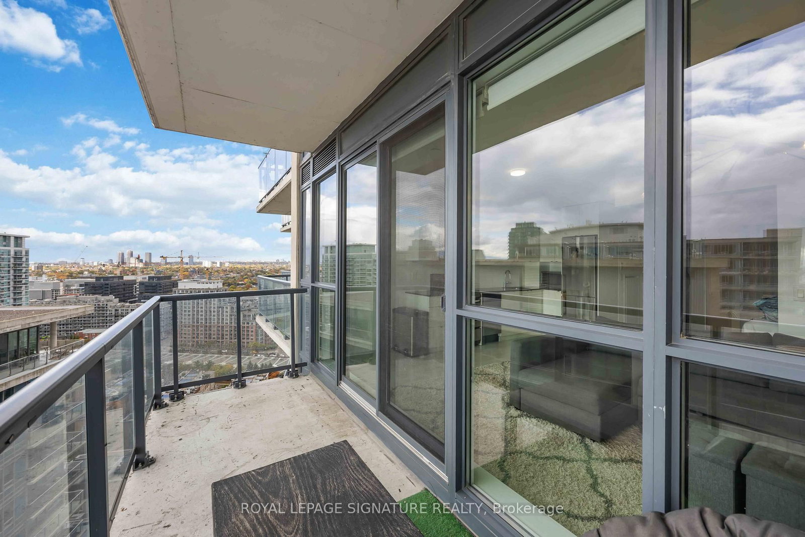 51 East Liberty Street, Unit 2215 - Photo 19