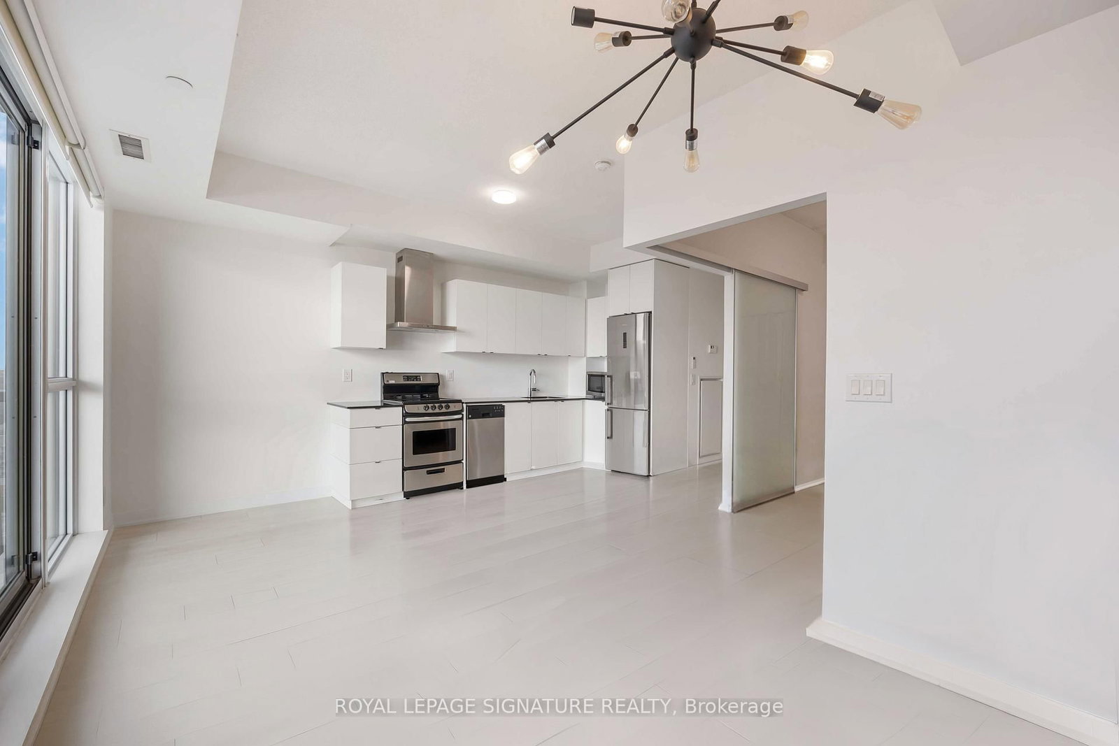 51 East Liberty Street, Unit 2215 - Photo 7