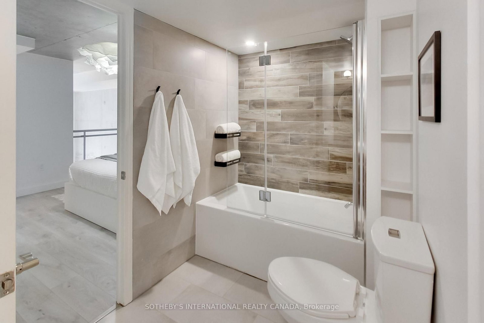 954 King Street W, Unit 312 - Photo 17