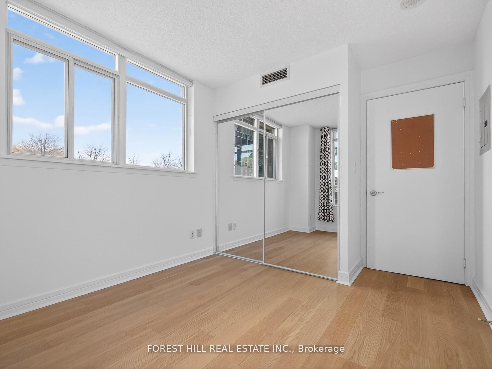 16 Harrison Garden Boulevard, Unit 304 - Photo 21