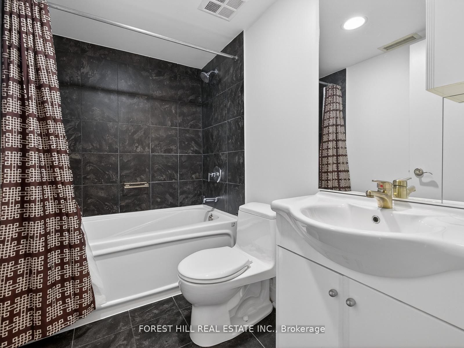 16 Harrison Garden Boulevard, Unit 304 - Photo 22
