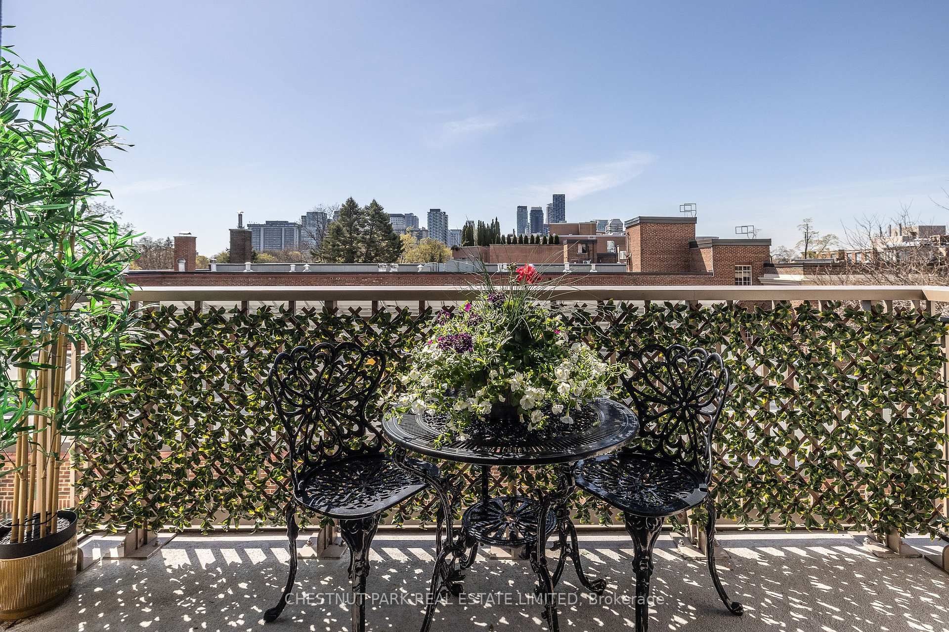 1 Strathgowan Avenue, Unit 513