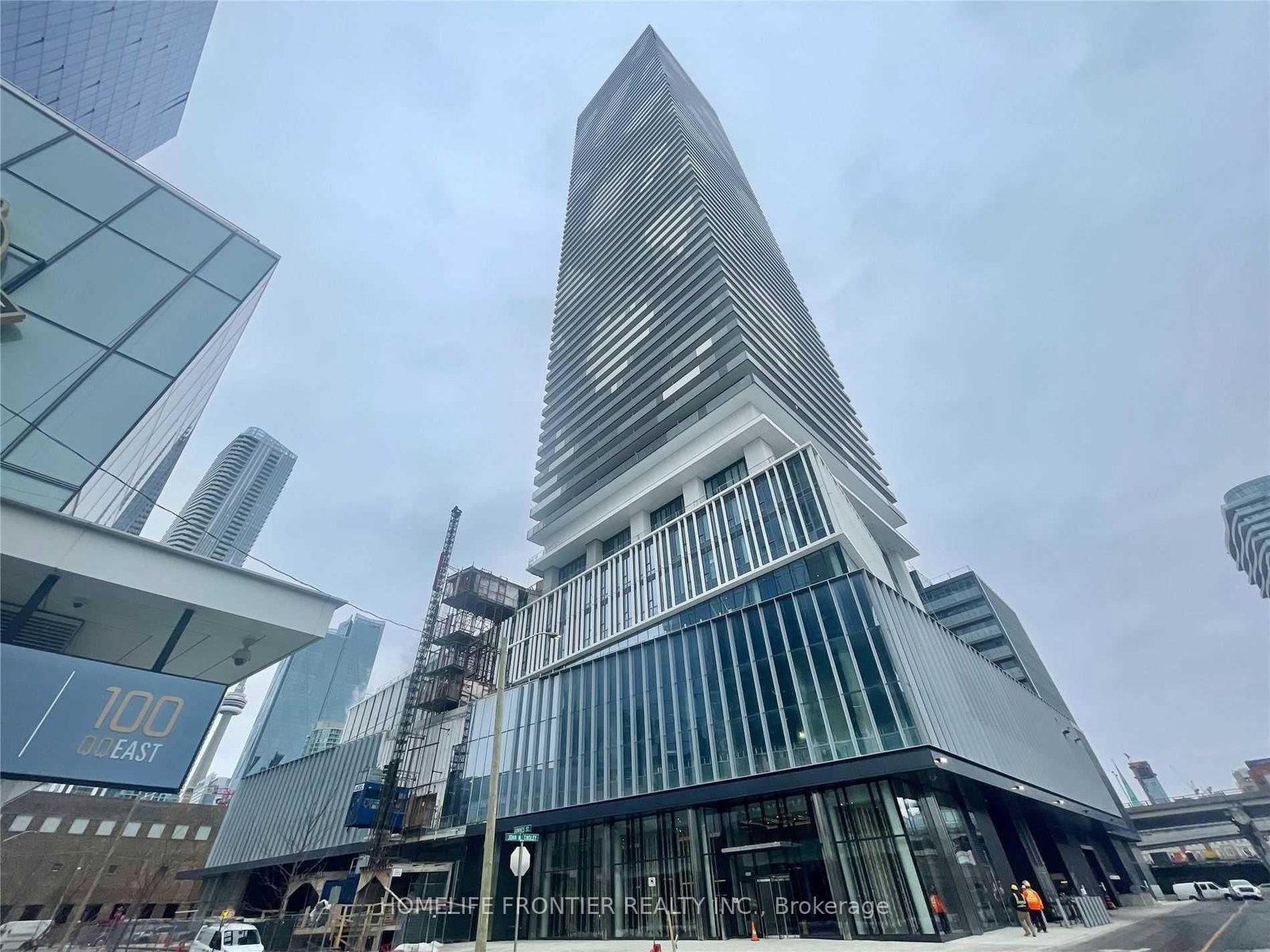 138 Downes Street, Unit 3210