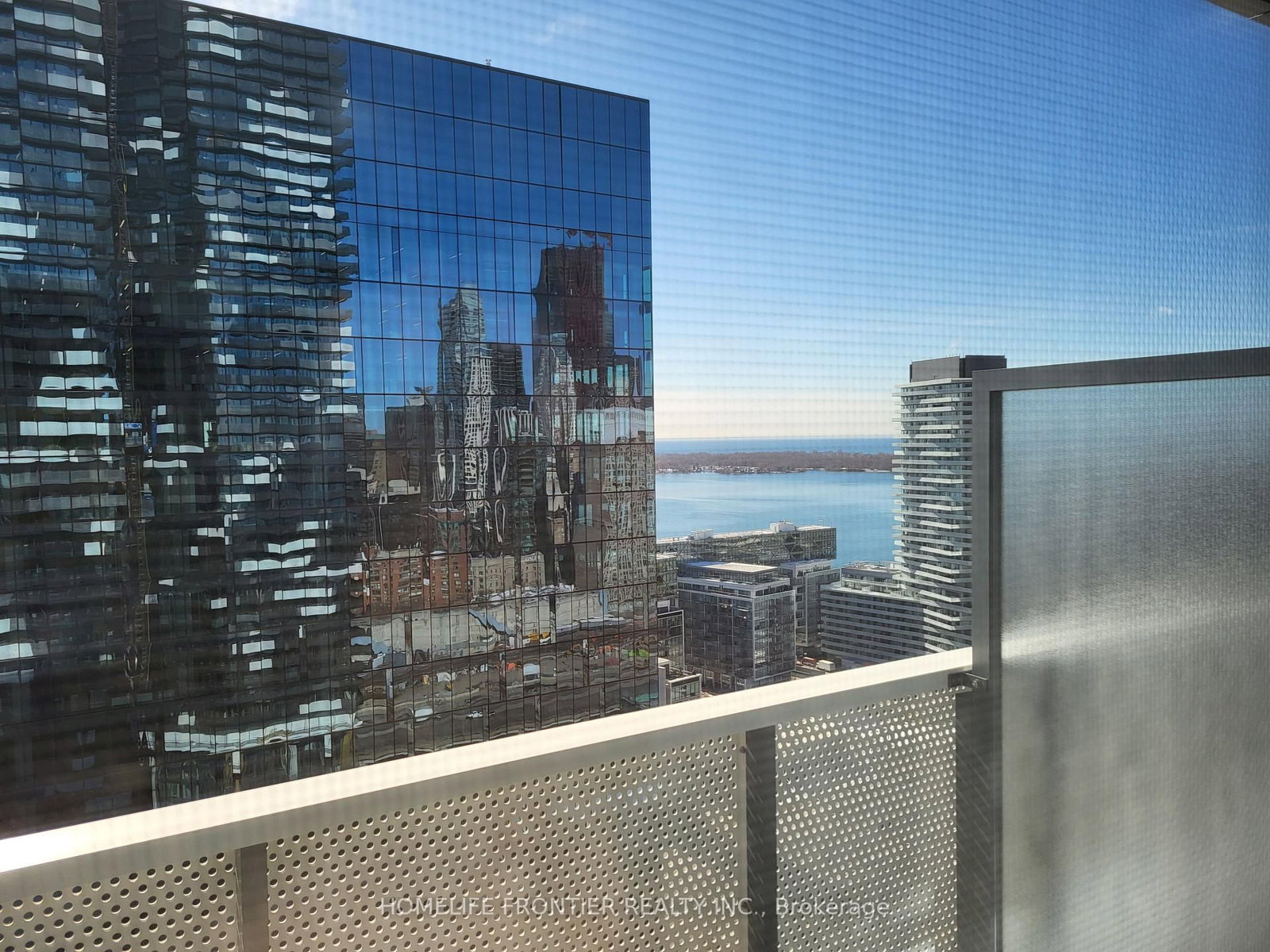 138 Downes Street, Unit 3210 - Photo 13