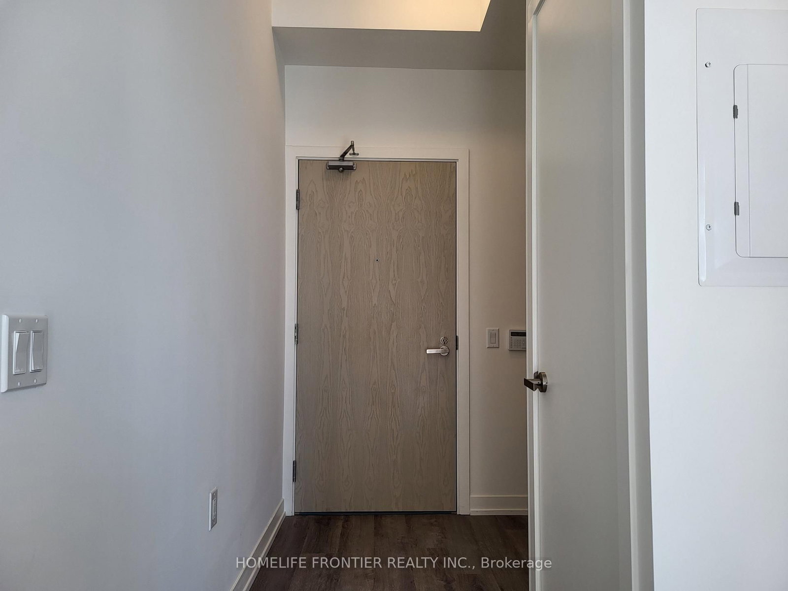 138 Downes Street, Unit 3210 - Photo 5