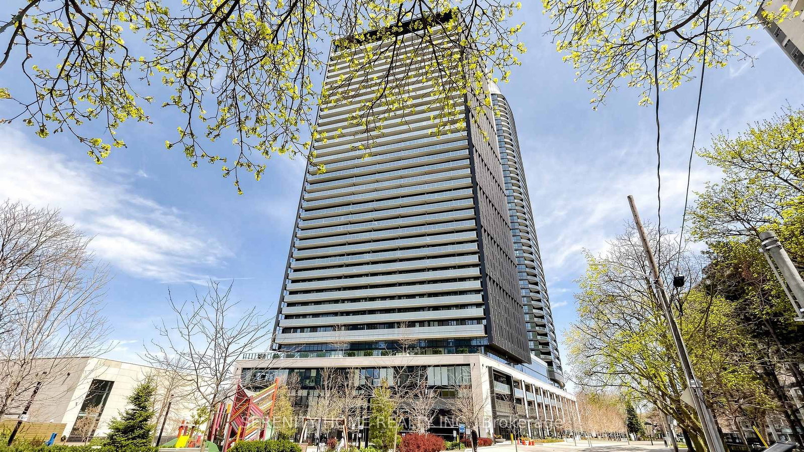 575 Bloor Street E, Unit 908 - Photo 2