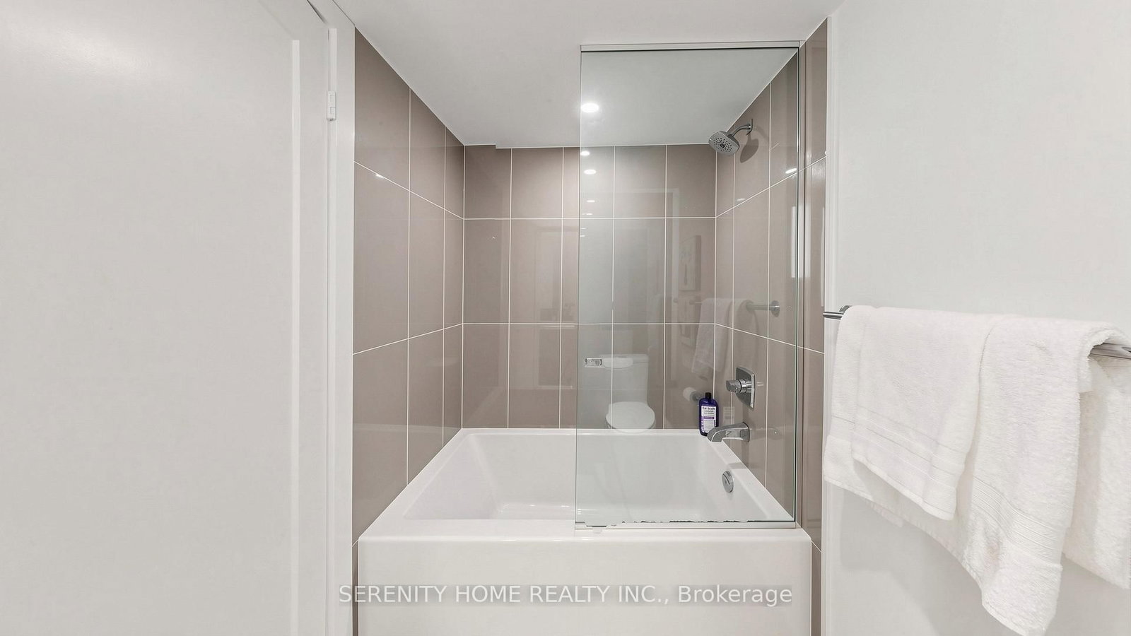 575 Bloor Street E, Unit 908 - Photo 39