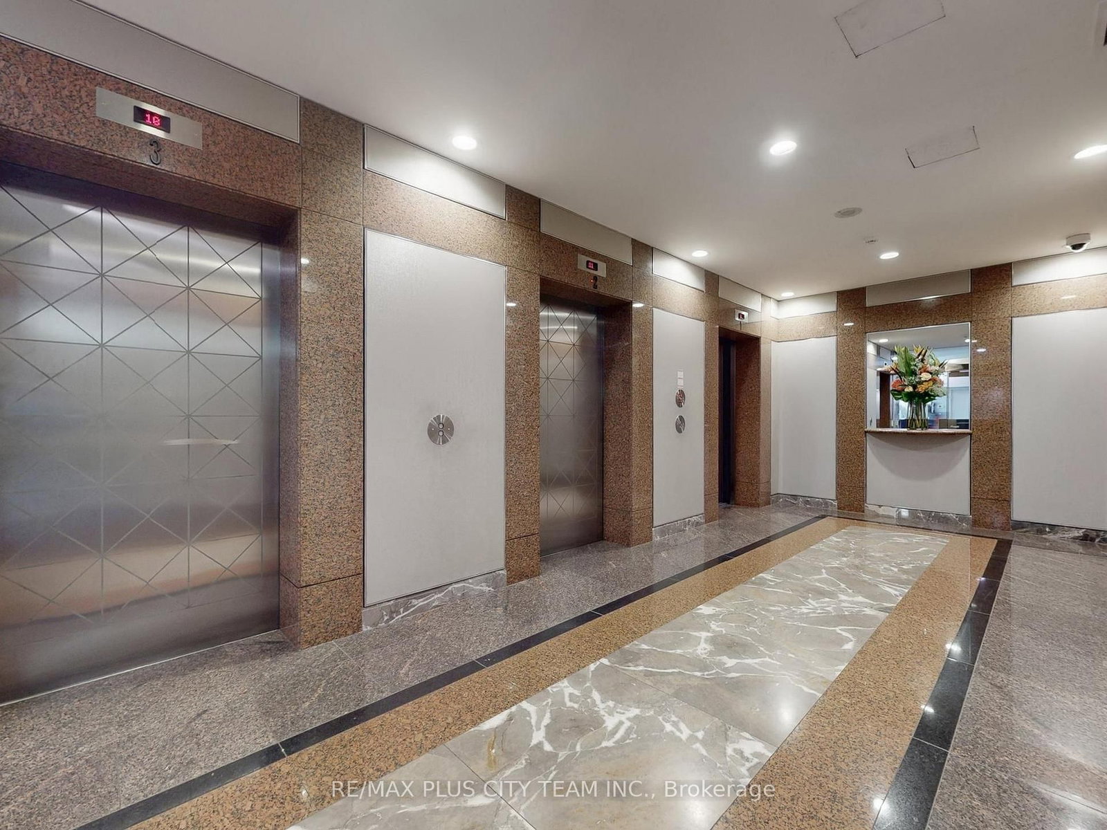 109 Front Street E, Unit 721 - Photo 39