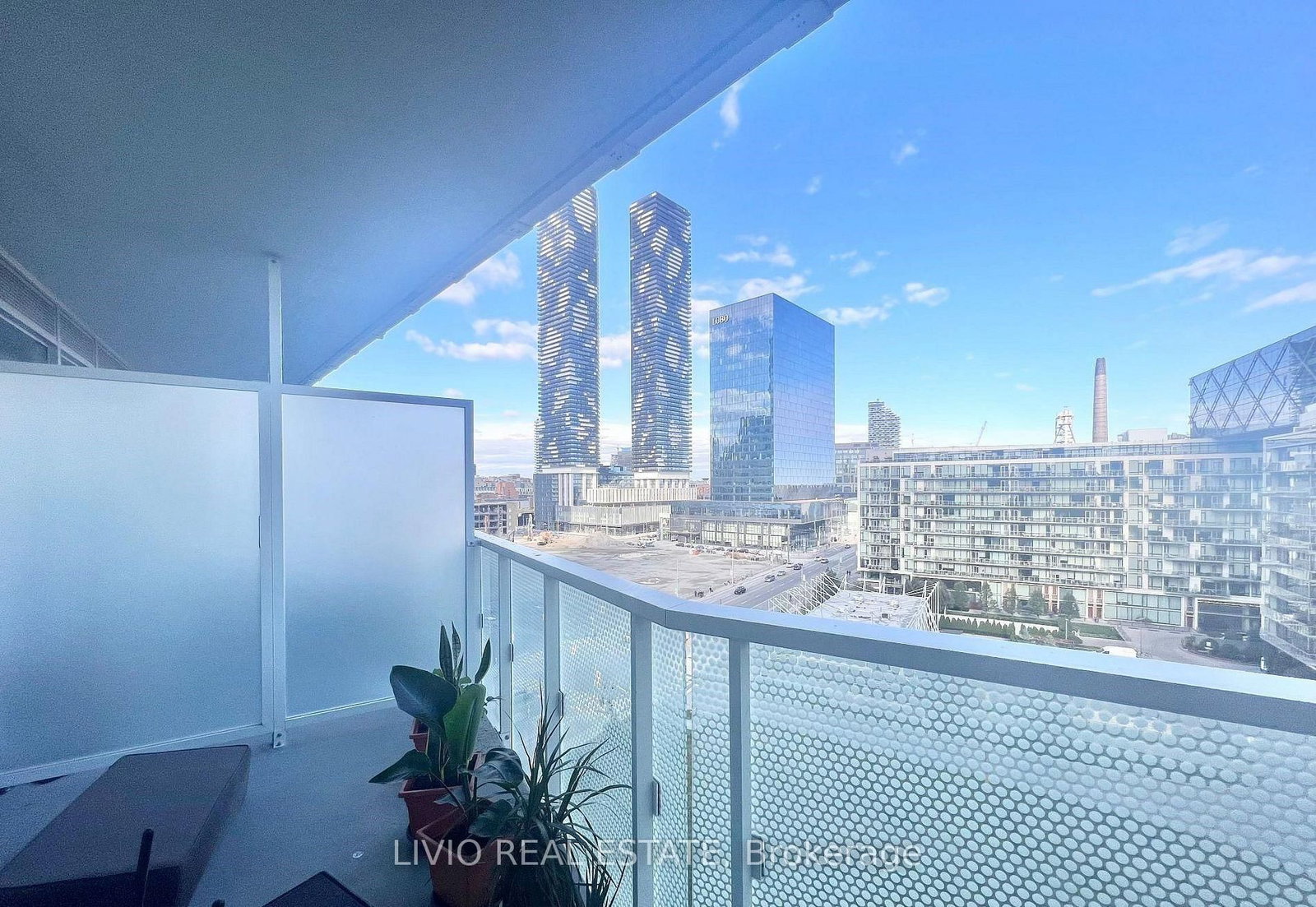 15 Queens Quay E, Unit 901
