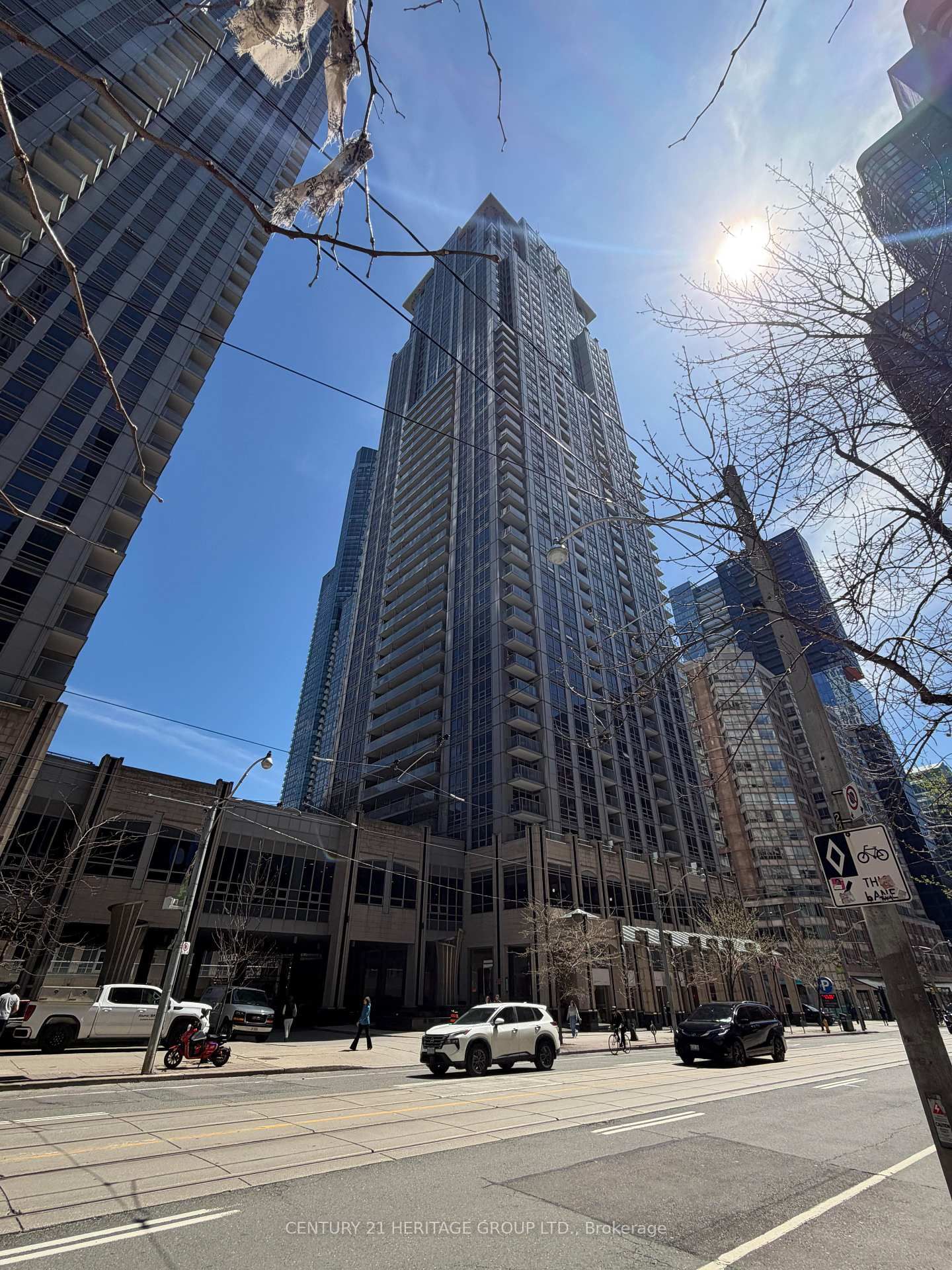 761 Bay Street, Unit 708 - Photo 17