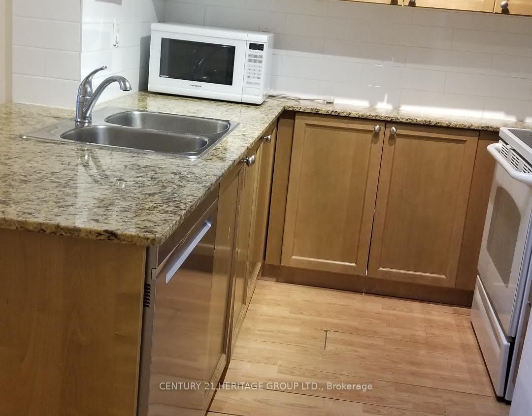 761 Bay Street, Unit 708 - Photo 5