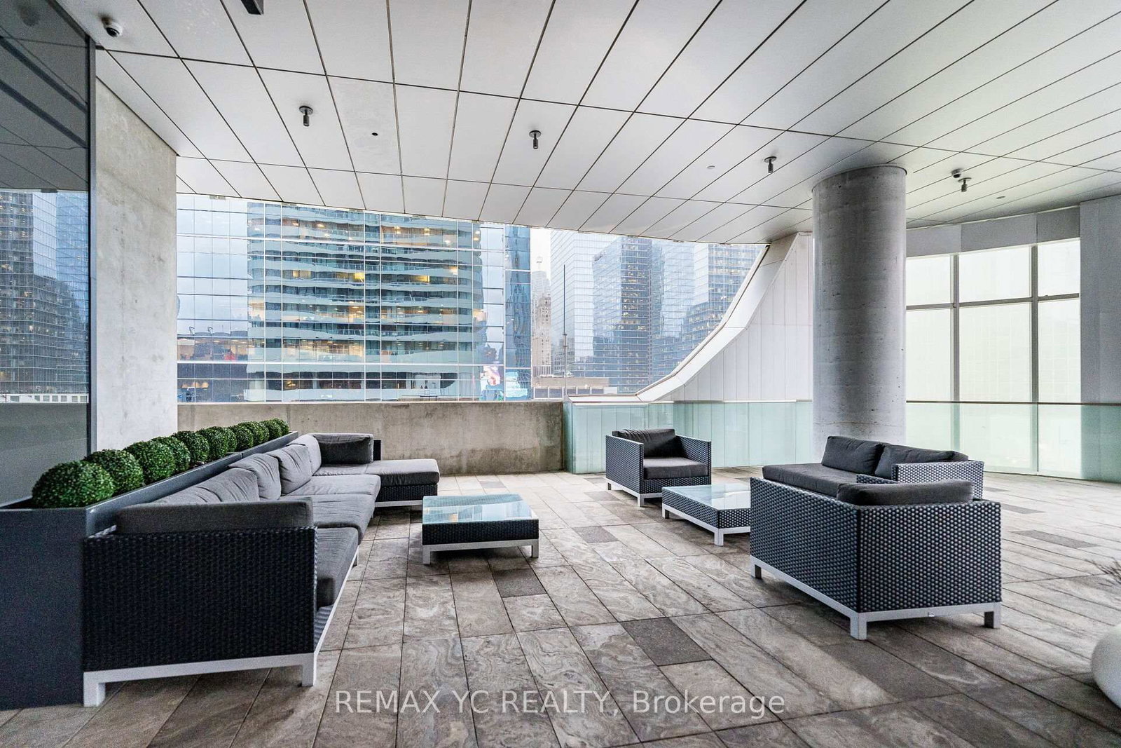 197 Yonge Street, Unit 4404 - Photo 30