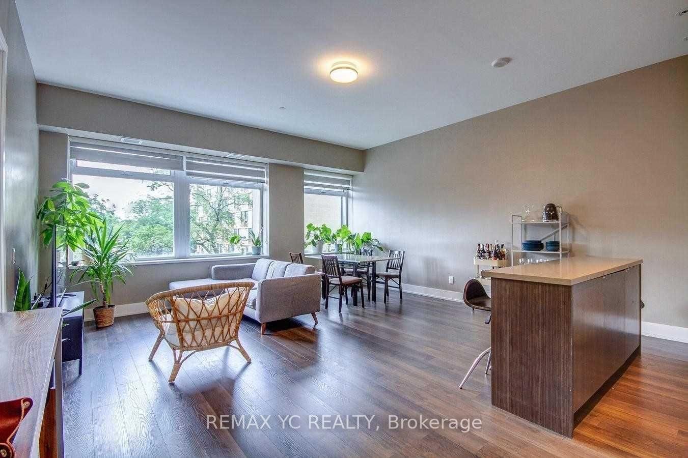111 St Clair Avenue W, Unit 321 - Photo 2
