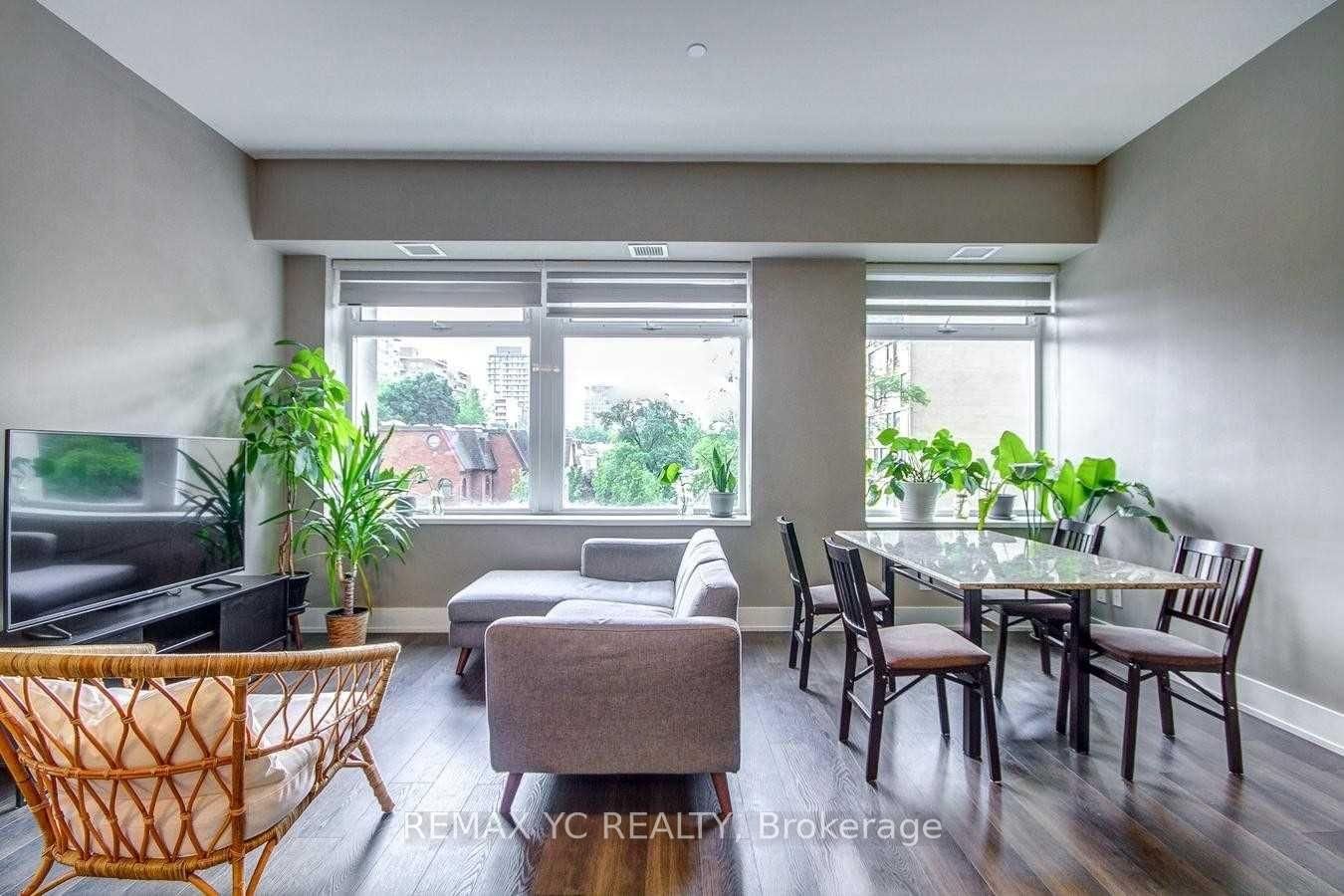 111 St Clair Avenue W, Unit 321 - Photo 3