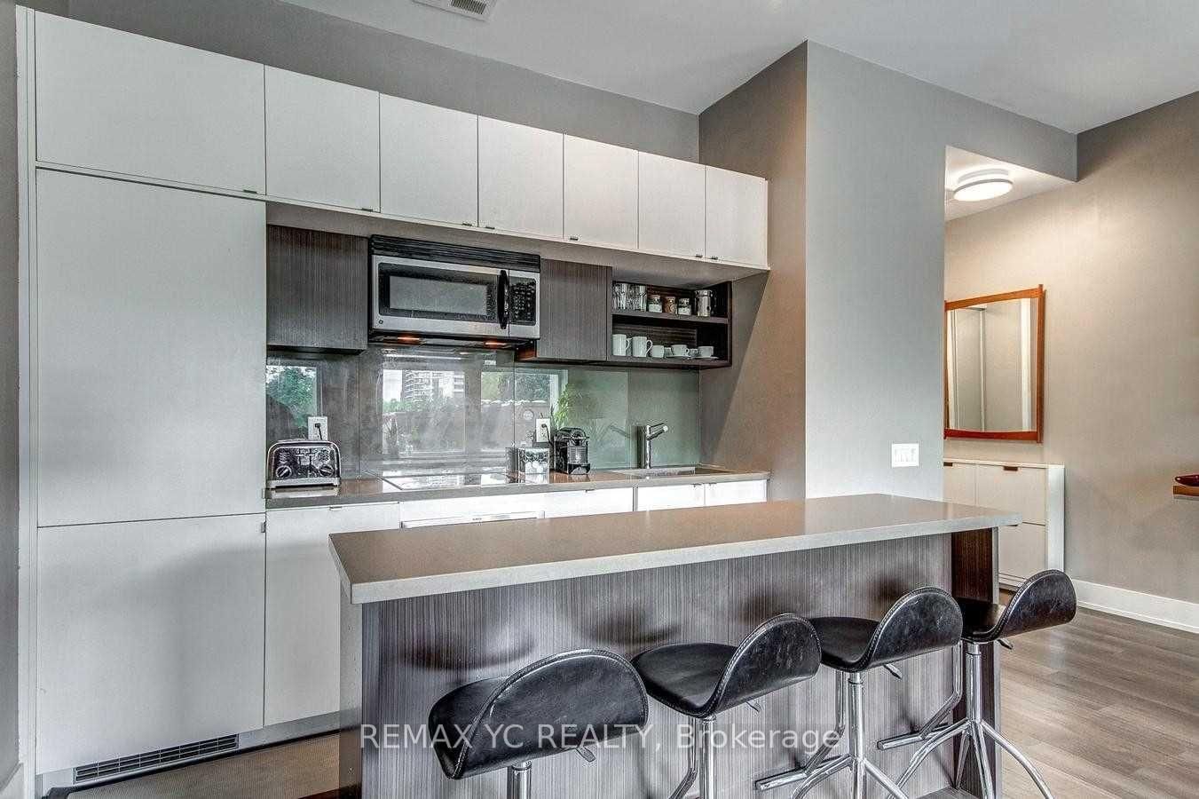 111 St Clair Avenue W, Unit 321 - Photo 7